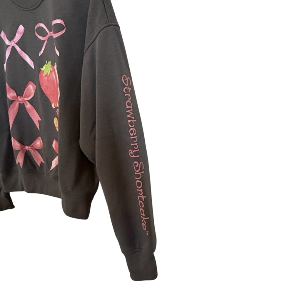 Strawberry Shortcake Sweatshirt with Bows – Retro Graphic Pullover – Size XS - Picture 6 of 12